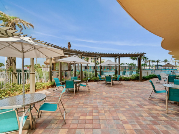 Spectacular Big 3BD Beachfront Condo!  Sleeps 10 Main Image