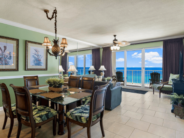 Spectacular Big 3BD Beachfront Condo!  Sleeps 10 Main Image