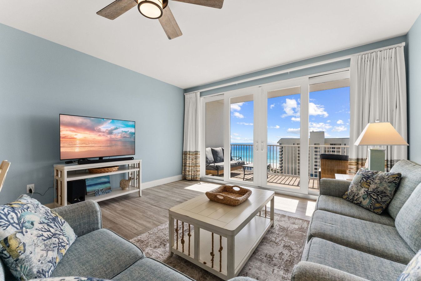 Laketown Wharf Unit 1010 Main Image