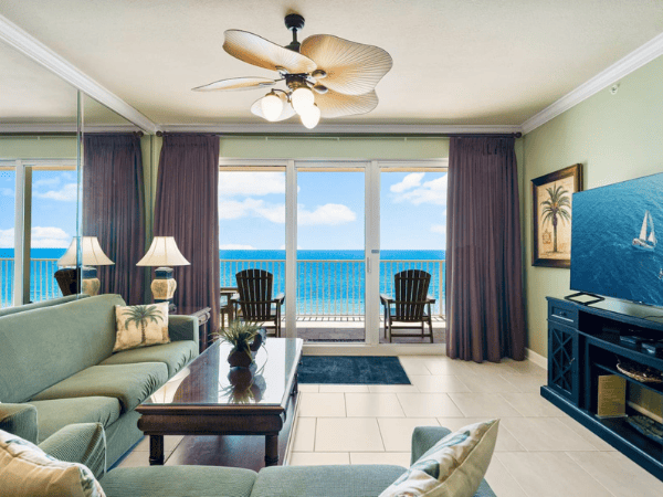 Spectacular Big 3BD Beachfront Condo!  Sleeps 10 Main Image