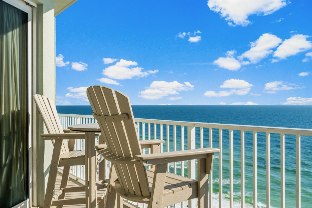 Stunning 3BD Beachfront Condo! Free Beach Chair Service for 4 Main Image