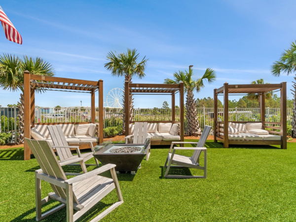 Spectacular Big 3BD Beachfront Condo!  Sleeps 10 Main Image