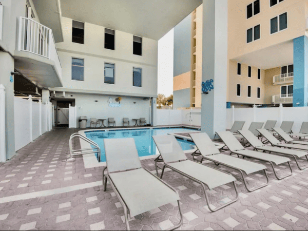 Spectacular Big 3BD Beachfront Condo!  Sleeps 10 Main Image