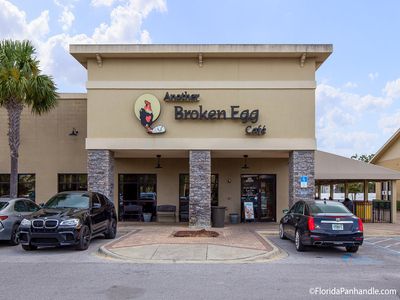 Another Broken Egg Cafe