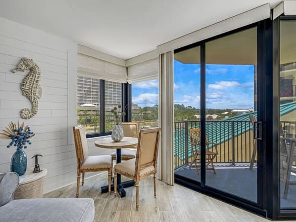 Spectacular Big 3BD Beachfront Condo!  Sleeps 10 Main Image