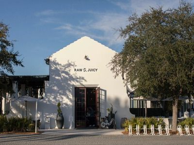 Raw & Juicy Ally's Beach