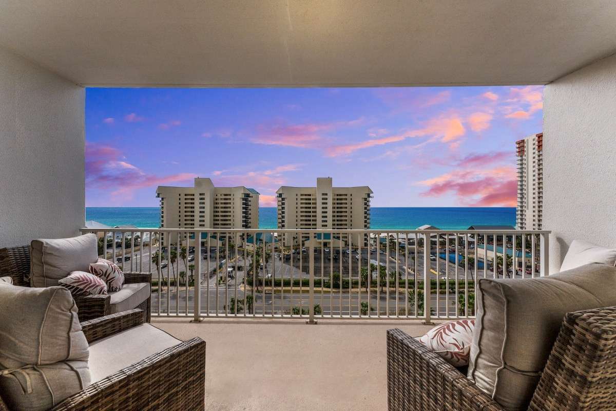 Modern Resort Condo! Gulf Views & Amenities Galore